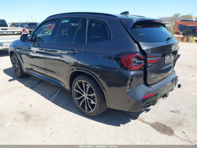 2022 BMW X3 5UX83DP07N9J15204 Photo 2