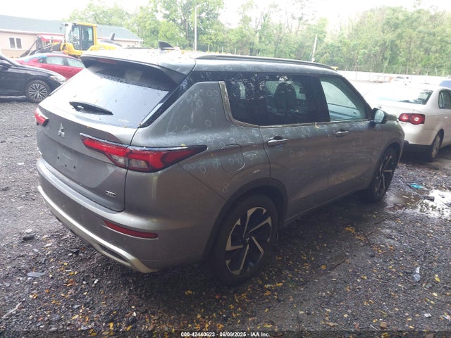 2022 MITSUBISHI OUTLANDER JA4J4VA84NZ061469 Photo 3