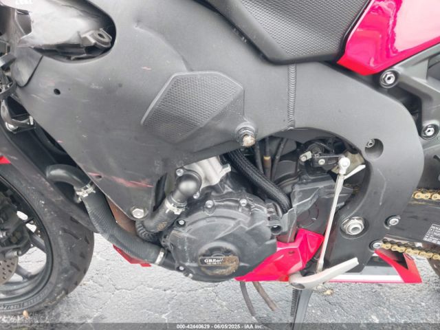 2017 HONDA CBR1000 JH2SC7708HK000768 Photo 8