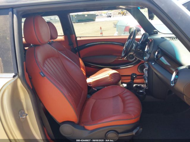 2010 MINI COOPER S WMWMF7C50ATZ71187 Photo 4