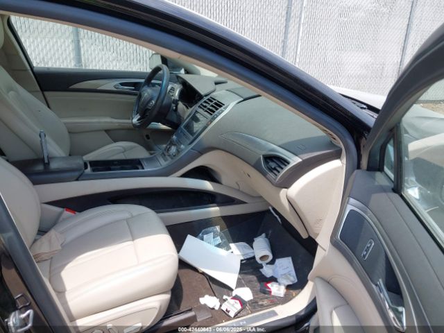 2020 LINCOLN MKZ 3LN6L5KU6LR614453 Photo 4