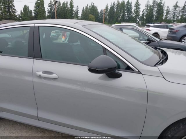 5XXG64J2XNG133729 KIA K5 Gt-line