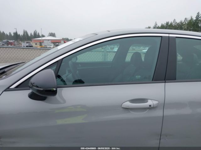 5XXG64J2XNG133729 KIA K5 Gt-line