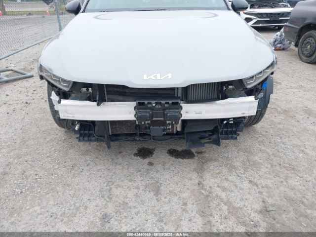 5XXG64J2XNG133729 KIA K5 Gt-line