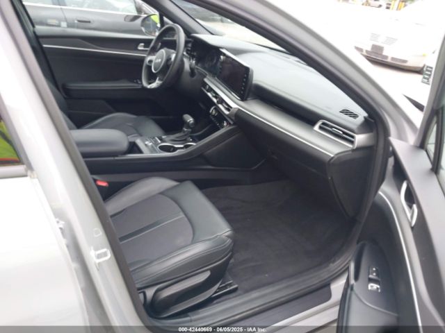 5XXG64J2XNG133729 KIA K5 Gt-line