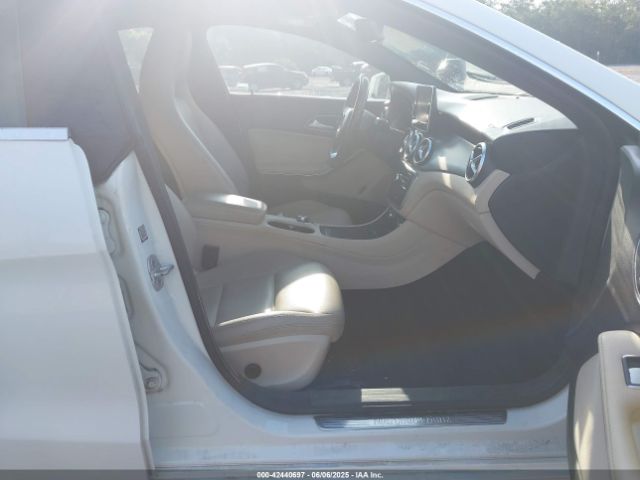WDDSJ4EB4FN208150 Mercedes-Benz CLA 250