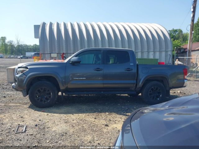 3TMAZ5CNXHM042327 Toyota Tacoma Sr5 V6