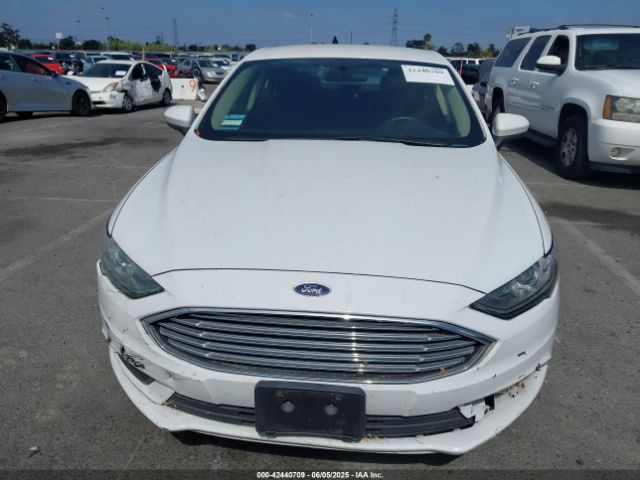 3FA6P0HD3JR260607 Ford FUSION SE