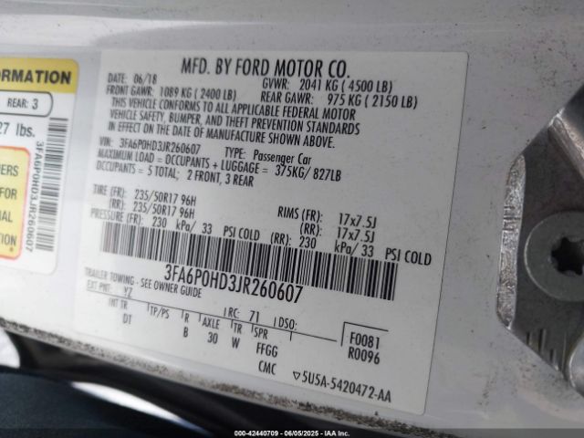 3FA6P0HD3JR260607 Ford FUSION SE