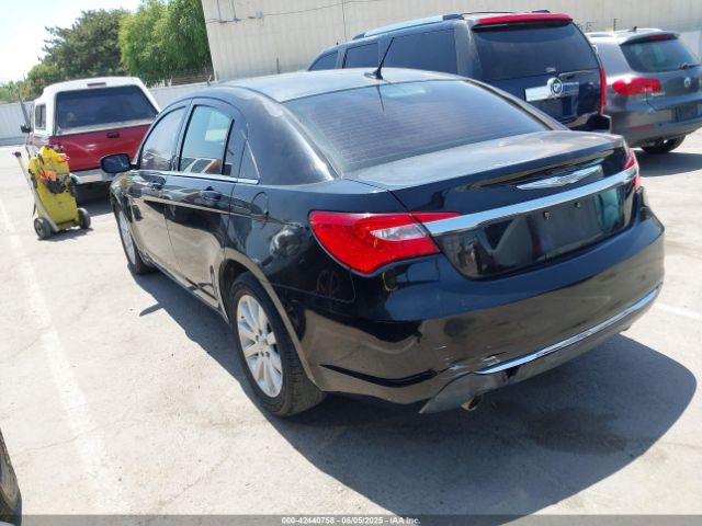 2011 CHRYSLER 200 1C3BC1FG0BN606760 Photo 2