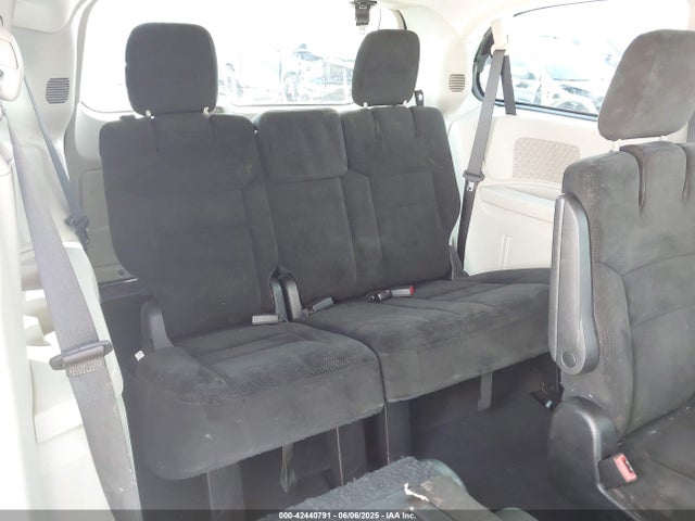 2C4RDGBG1GR267209 Dodge Grand Caravan
