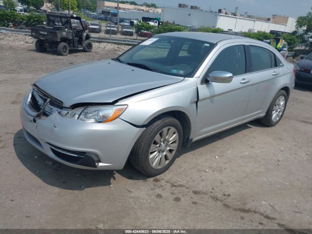 2012 CHRYSLER 200 1C3CCBABXCN305890 Photo 1