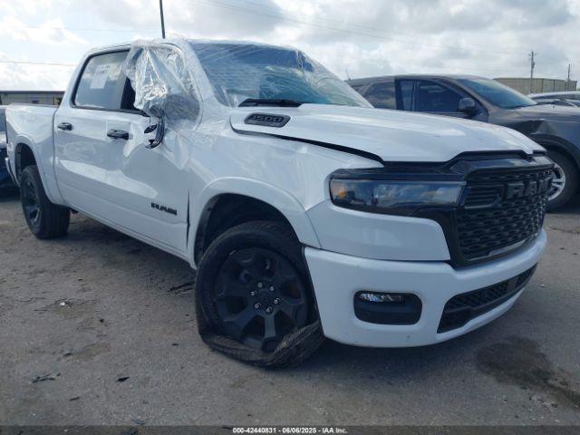 2025 RAM 1500 1C6SRFFP4SN560686
