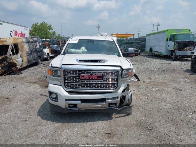 1GT12SEY2KF280979 GMC l5p - di, duramax, gen 5 var. 1