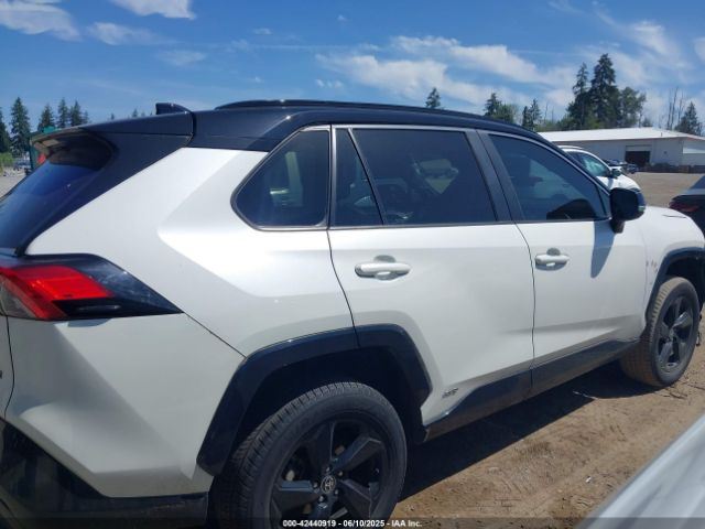 2T3E6RFV1MW010758 Toyota Rav4 Hybrid Xse