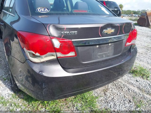 1G1PC5SB8E7303536 Chevrolet Cruze 1lt Auto