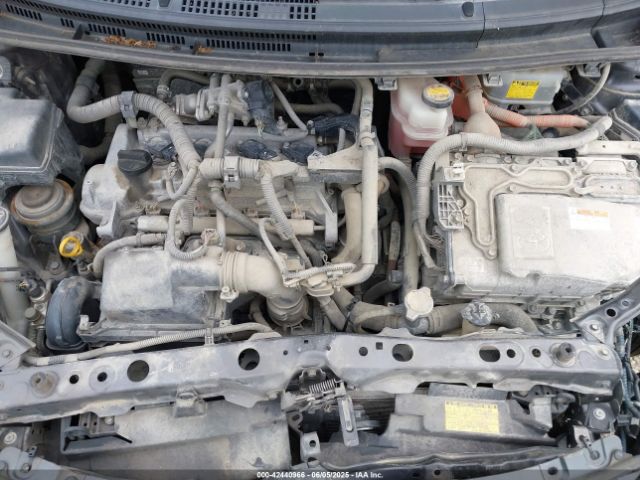 JTDKDTB33E1084788 Toyota Prius C Four/one/three/two