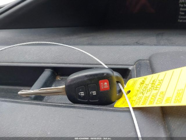 JTDKDTB33E1084788 Toyota Prius C Four/one/three/two