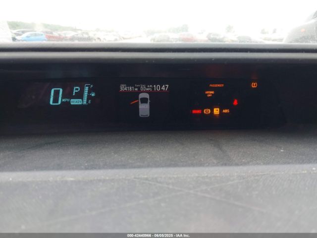 JTDKDTB33E1084788 Toyota Prius C Four/one/three/two