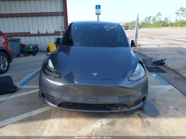 7SAYGAEE9PF621681 Tesla 2023