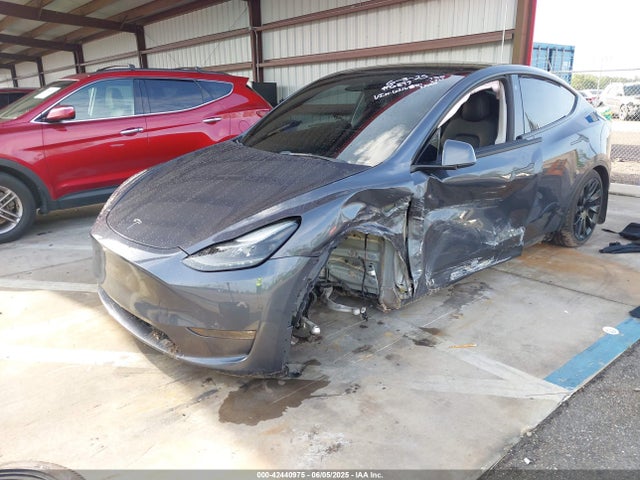 2023 TESLA MODEL Y 7SAYGAEE9PF621681 Photo 1