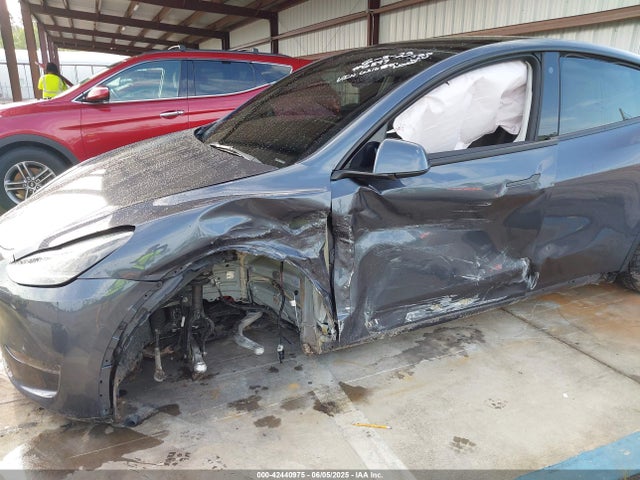 2023 TESLA MODEL Y 7SAYGAEE9PF621681 Photo 5