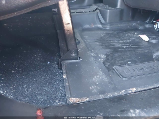 1C4HJXEG1JW326564 Jeep 2018