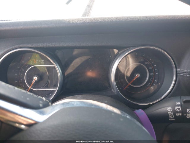 1C4HJXEG1JW326564 Jeep 2018