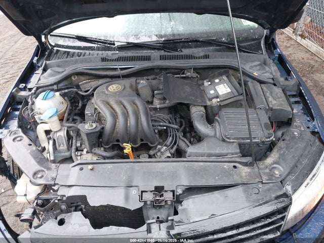 3VW2K7AJ0EM320309 Volkswagen Jetta 2.0l S