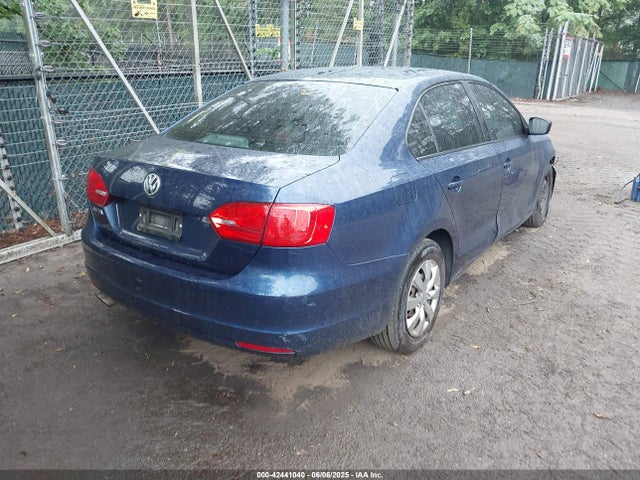 3VW2K7AJ0EM320309 Volkswagen Jetta 2.0l S