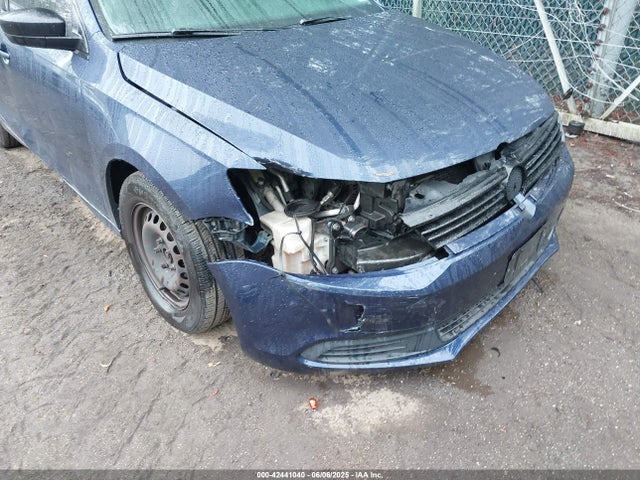 3VW2K7AJ0EM320309 Volkswagen Jetta 2.0l S