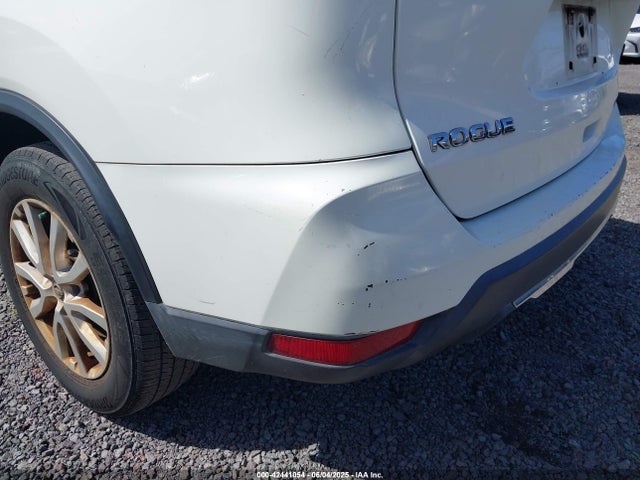 Nissan 2017 2017 5N1AT2MT4HC746128 Image 20