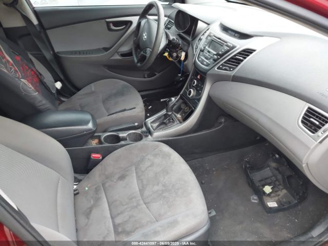 5NPDH4AE3GH789527 Hyundai ELANTRA SE