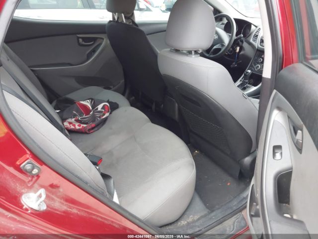 5NPDH4AE3GH789527 Hyundai ELANTRA SE
