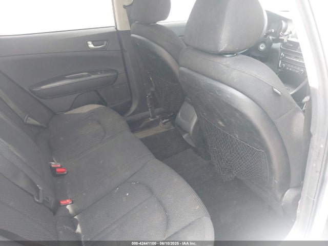 5XXGT4L32KG298152 KIA gdi