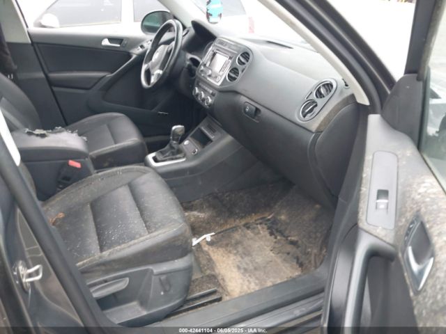 WVGBV7AX9FW506457 Volkswagen Tiguan Sel
