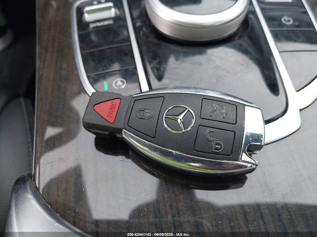 55SWF4KB0HU213945 Mercedes-Benz 2017