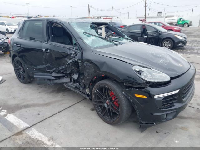 2016 PORSCHE CAYENNE WP1AA2A26GLA06051 Photo 0