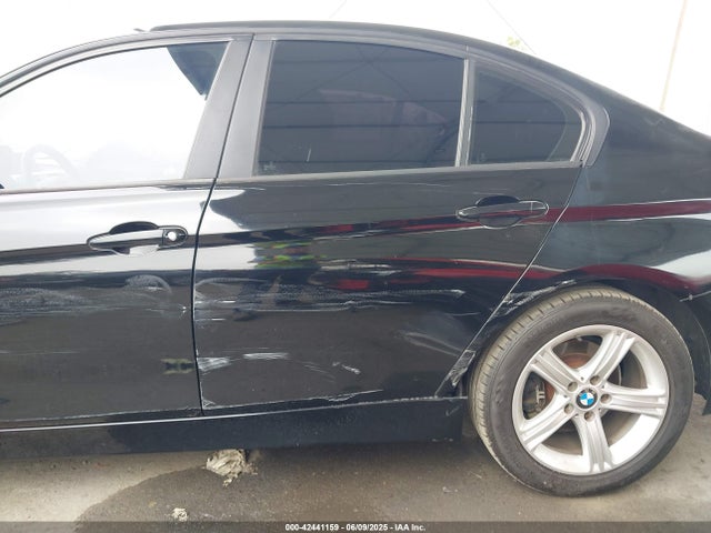 WBA3B1C51EP679342 BMW 320i