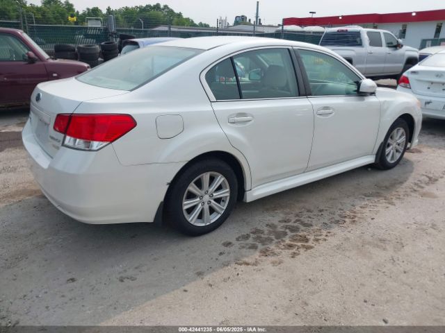 2011 SUBARU LEGACY 4S3BMBC67B3249857 Photo 3