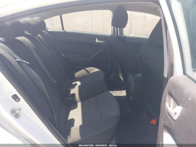 3KPFK4A74JE184908 KIA FORTE LX