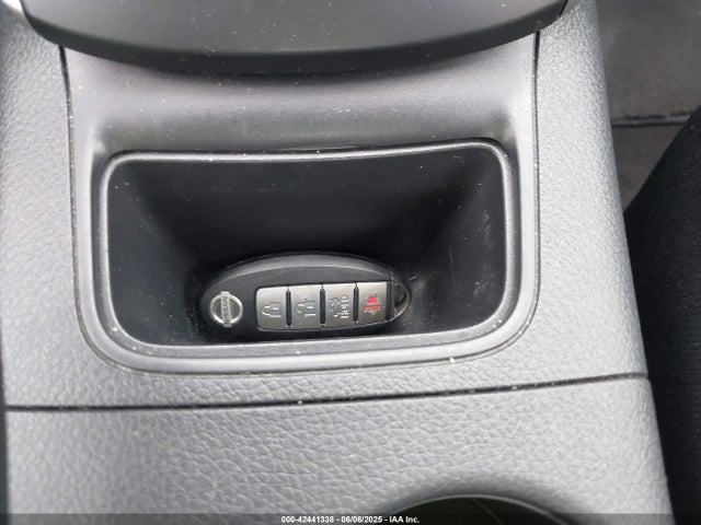 3N1AB7AP4KY225987 Nissan 2019