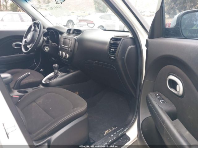 KNDJN2A24H7439951 KIA Soul