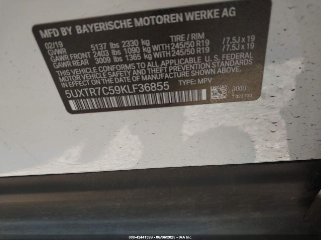 2019 BMW X3 5UXTR7C59KLF36855 Photo 8