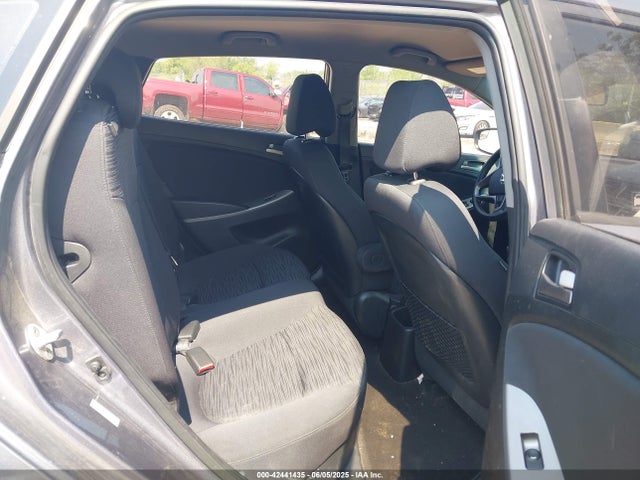 KMHCT5AE1GU261082 Hyundai ACCENT SE