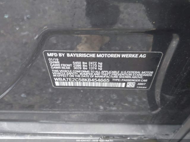 2019 BMW 740I WBA7E2C58KB454665 Photo 8