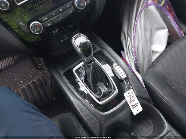 KNMAT2MV9JP542638 Nissan Rogue