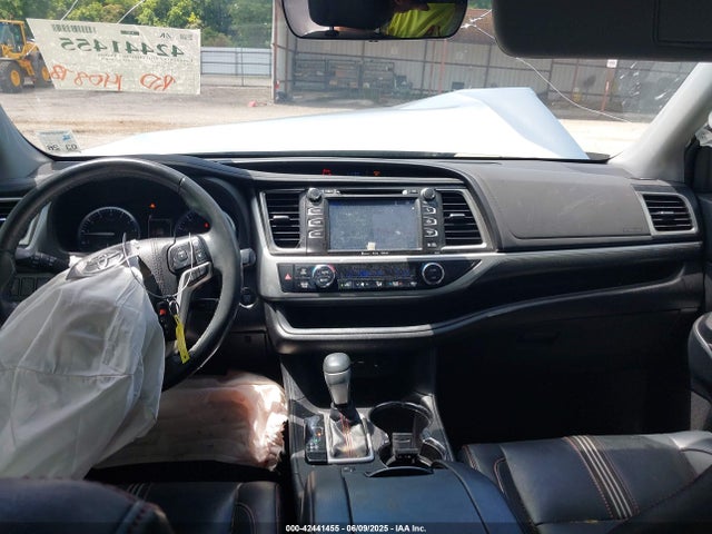 5TDKZRFH1KS569049 Toyota 2gr-fks