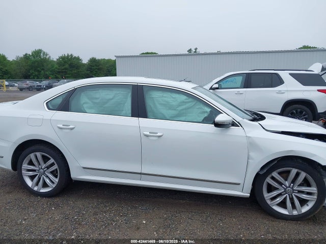 1VWGT7A30HC000658 Volkswagen 1.8 tsi