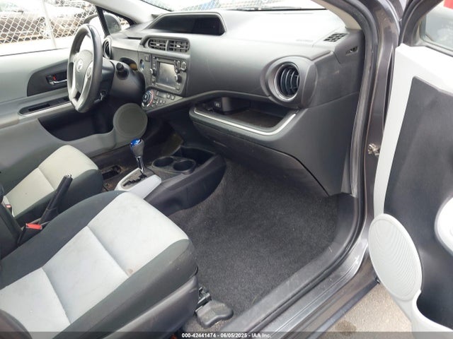 JTDKDTB31E1570290 Toyota 1nz-fxe+1lm
